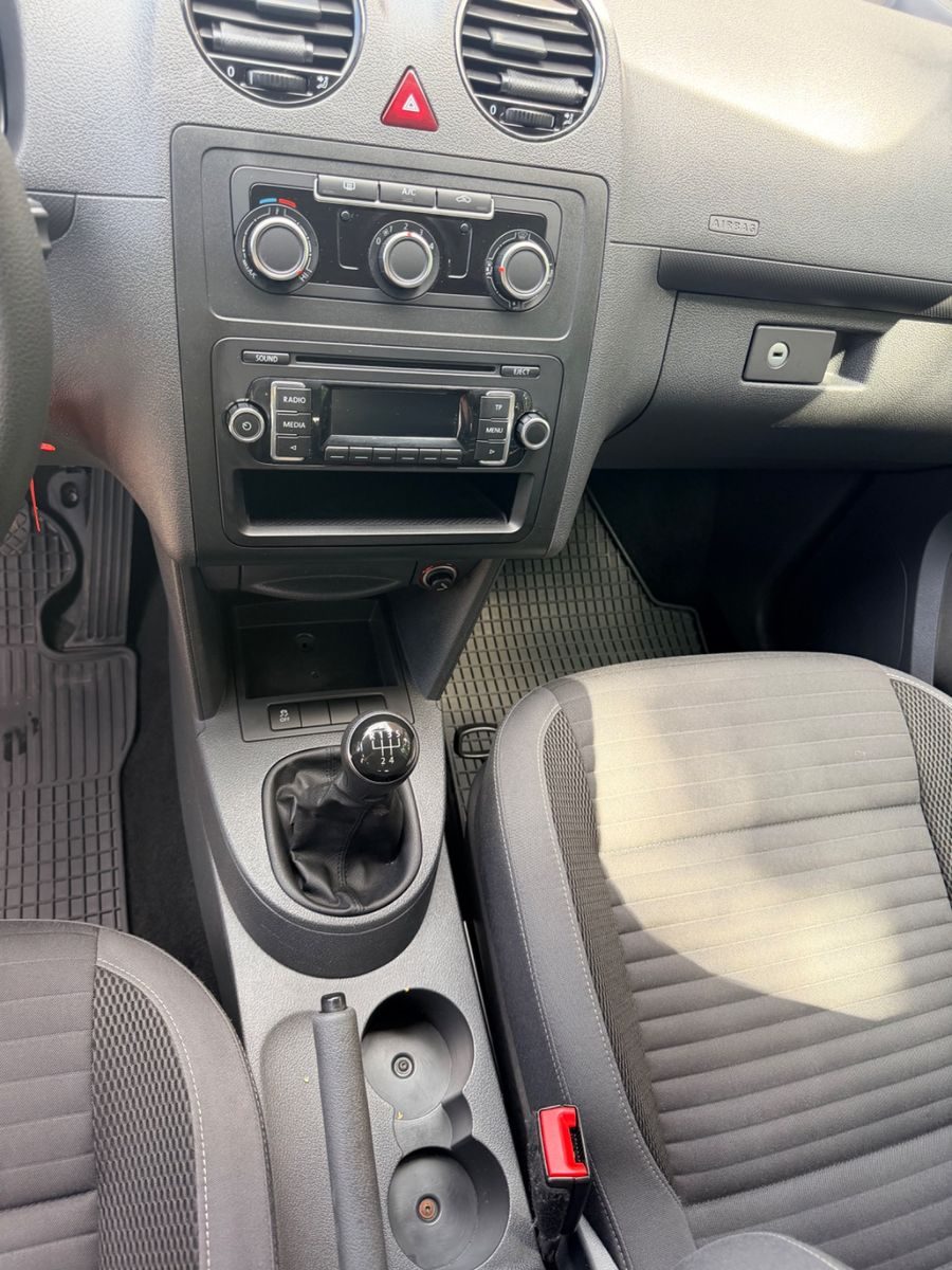 Volkswagen Caddy – Bild 9